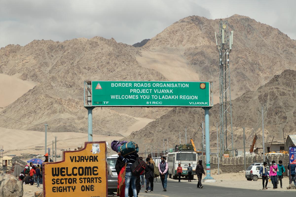 Stranded tourists in Ladakh and Kashmir are provided free accommodation and warm hospitality by the local industry