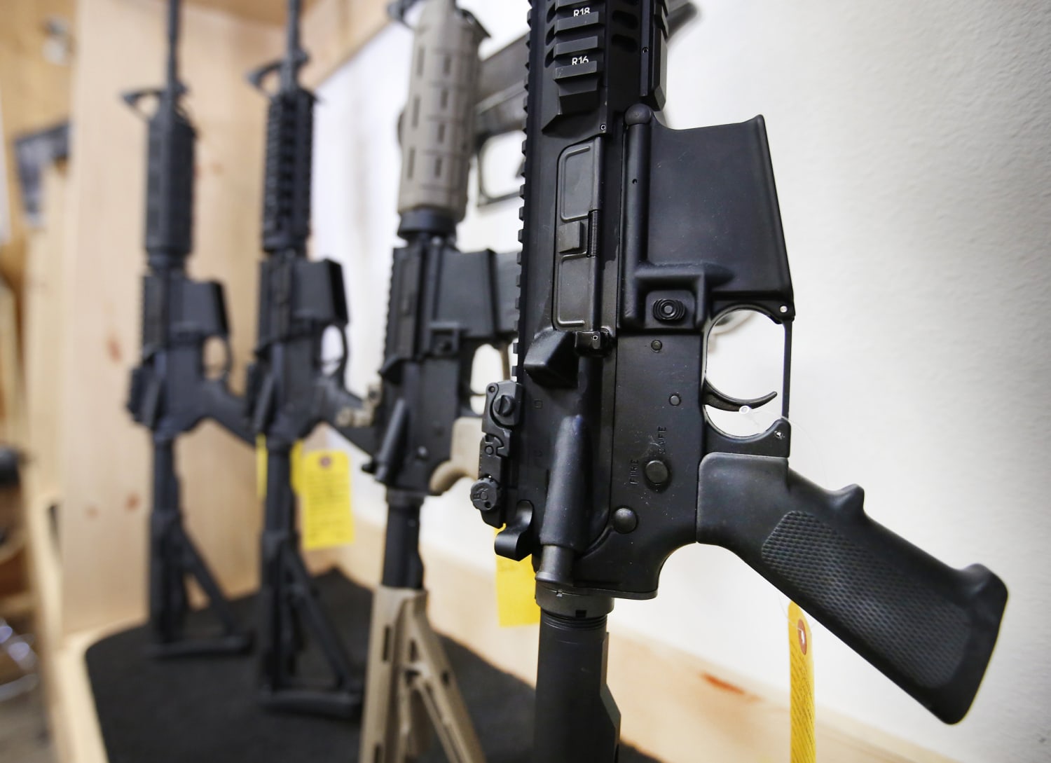 US to deliver 20,000 assault rifles to Israel after delay by Biden