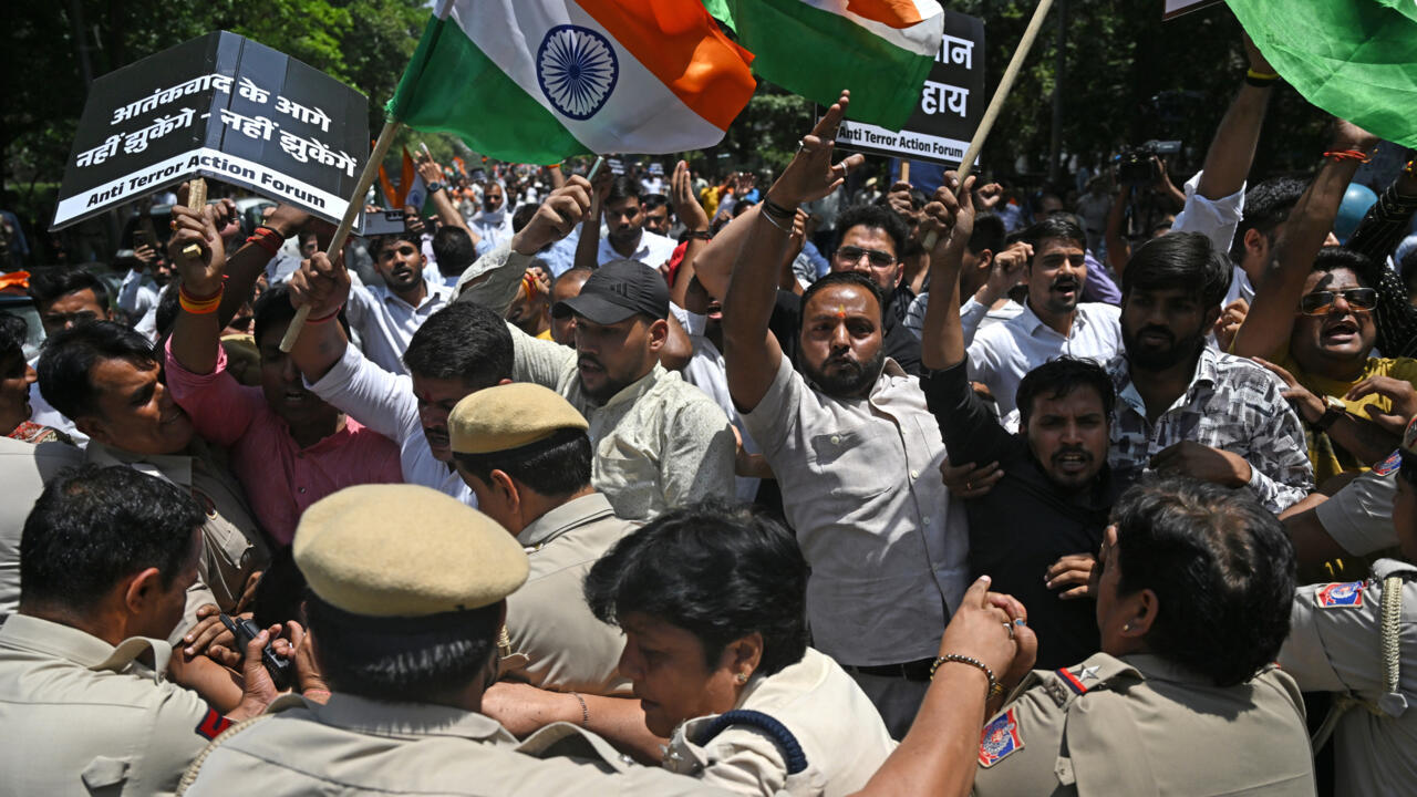 India and Pakistan exchange gunfire amid escalating tensions following deadly Kashmir attack.