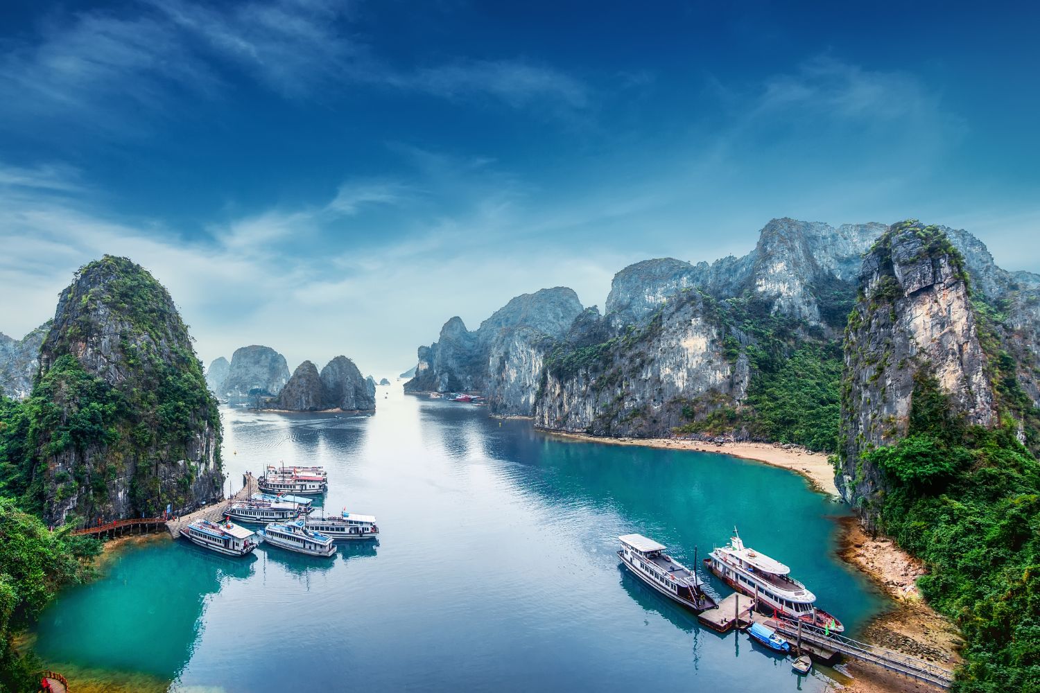 Vietnam Introduces 5-10 Year Golden Visas to Boost Tourism