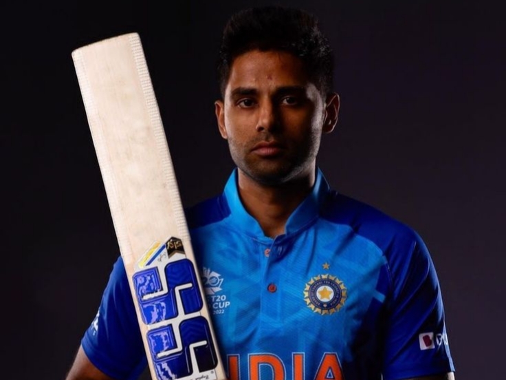 Asia Cup Official Criticizes  Suryakumar Yadav's Indian Side for Avoiding Handshakes with Pakistan, Says Politics Entering Sports