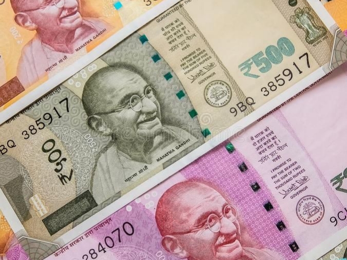 Rupee Expected to Gain Support from Portfolio Inflows as Bond Yields Ease