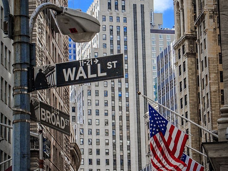 Wall Street Expects Al to Boost Stocks as Companies Outperform Earnings