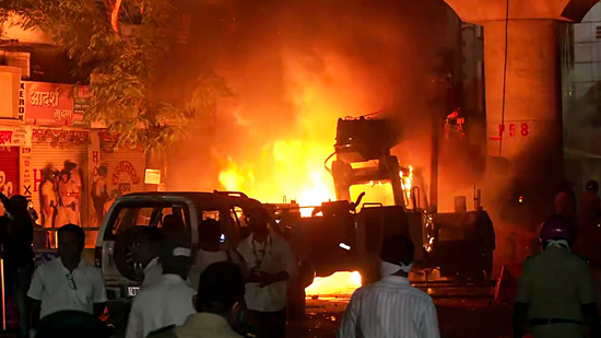 Curfew Imposed in Parts of Nagpur Following Violence Over Aurangzeb Tomb Dispute