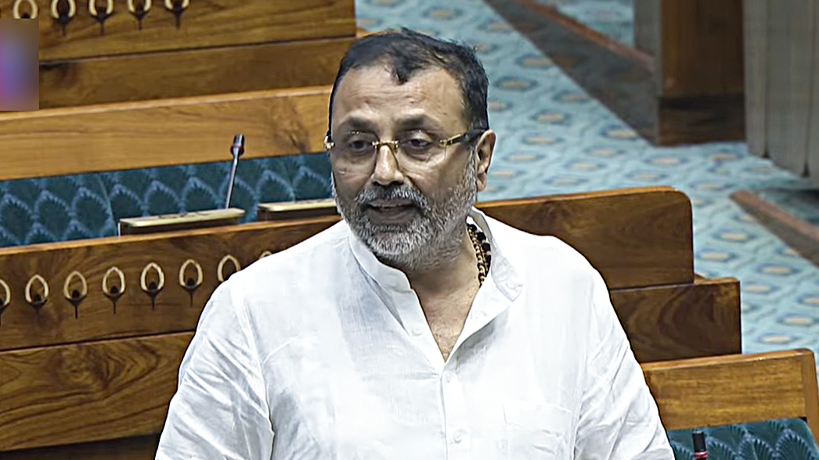Nishikant Dubey Criticizes Former CEC Quraishi, Labels Him ‘Muslim Commissioner’