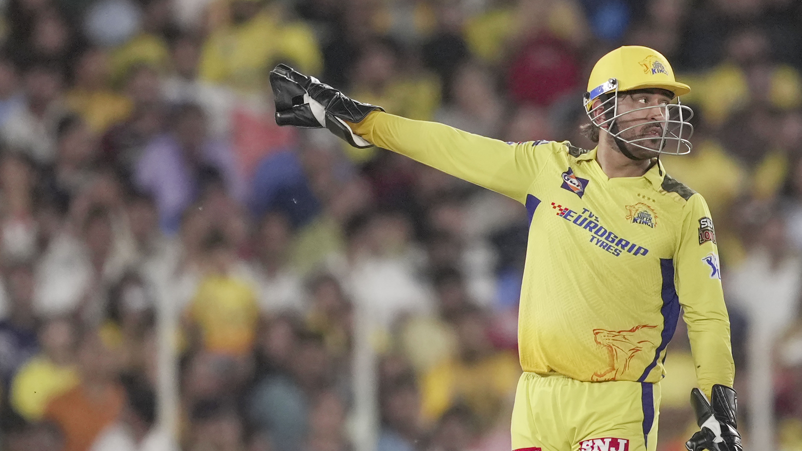 MS Dhoni opens up on his IPL retirement plans: 'It's not me who will decide whether I continue mid-season or after 2025.'