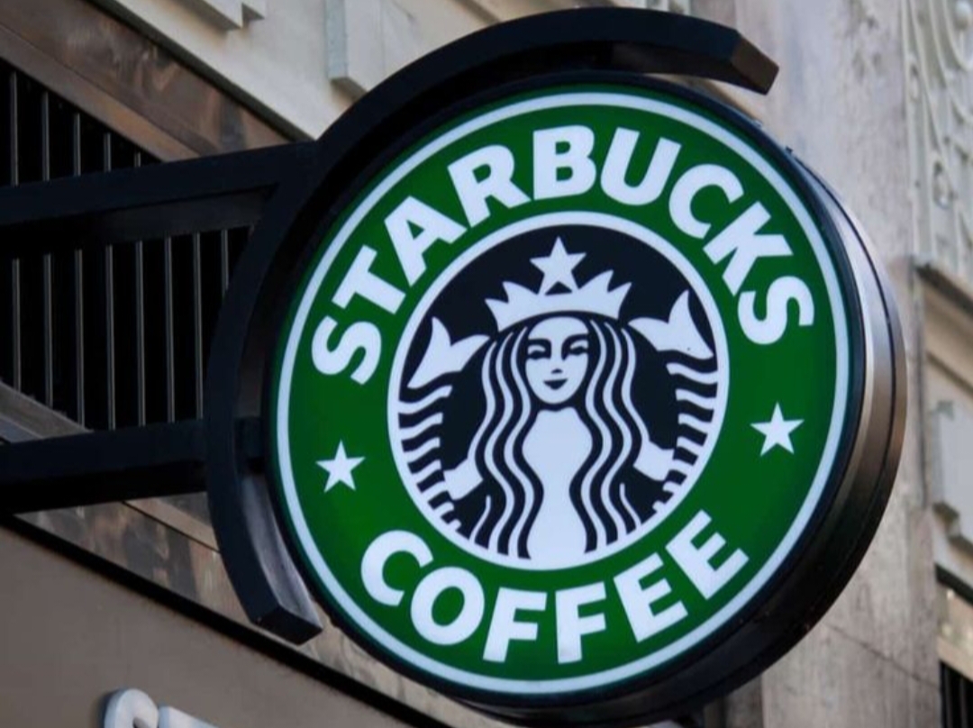 Starbucks Pushes Mugs & Macchiatos to Test CEO’s Strategy