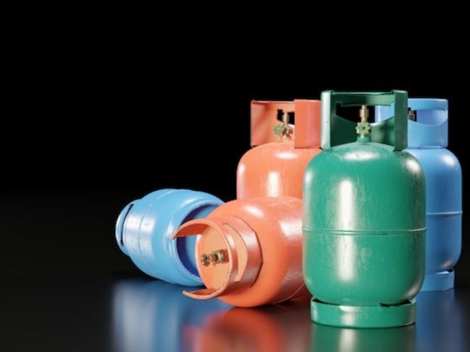 Commercial LPG Prices Slashed by ₹7 Before Budget 2025