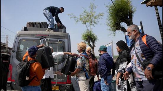 60% of tourists cancel plans to visit Kashmir after the Pahalgam terror attack