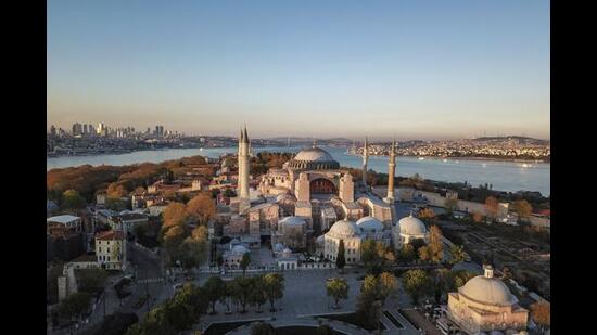 Turkey''s Rich Cultural Heritage: Preservation Efforts and Sustainable Tourism Initiatives