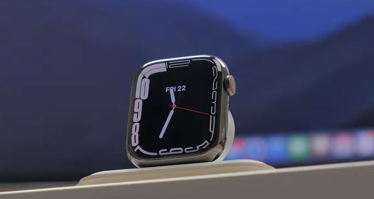 Next-generation Apple Watch SE is likely to launch with larger display