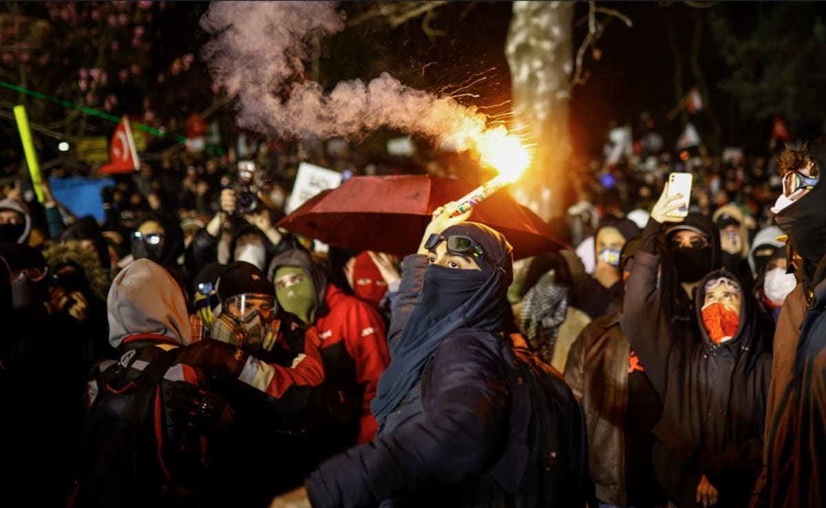 Turkey Opposition Ramps Up Protests as Swedish Reporter Jailed