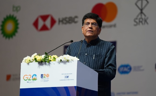 Shri Piyush Goyal asks businesses to go sustainable