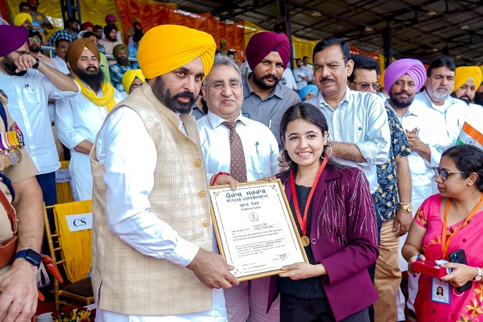 AAM AADMI GOVERNMENT HAS HANDED APPOINTMENT LETTERS TO 17,313 YOUTH IN MERELY FIVE MONTHS: ASSERTS CM